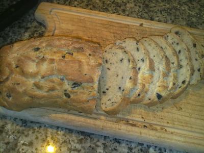 PAN DE ACEITUNAS